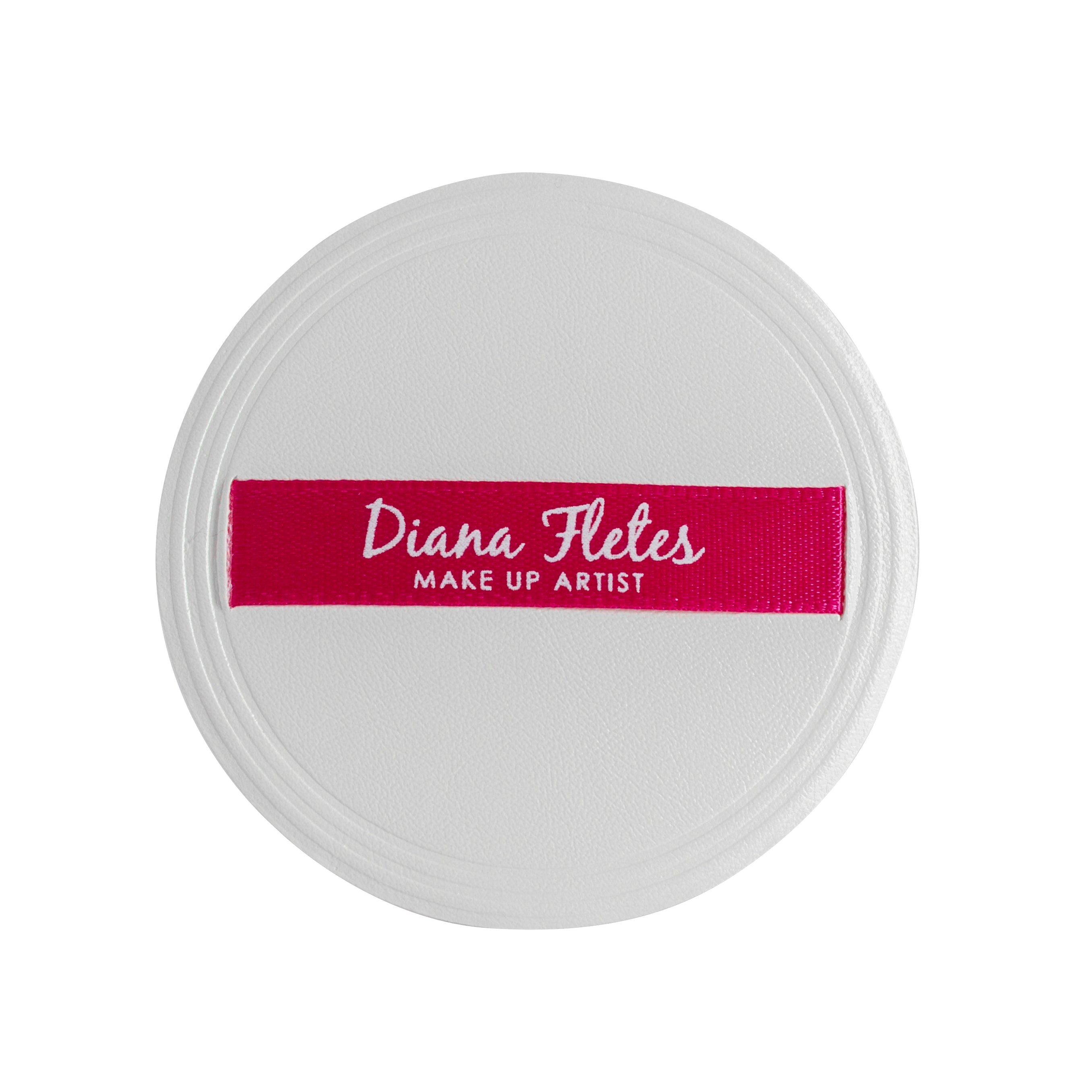 New Polvo Compacto Multi-Effect Diana Fletes